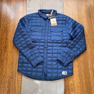 BRAND NEW THE NORTH FACE THERMOL BLUE JACKET